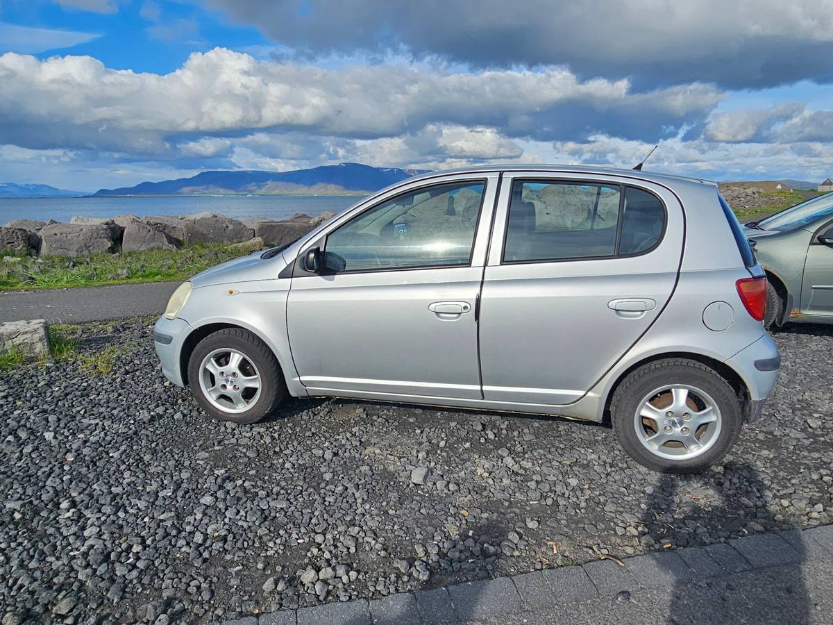 2005 Toyota Yaris