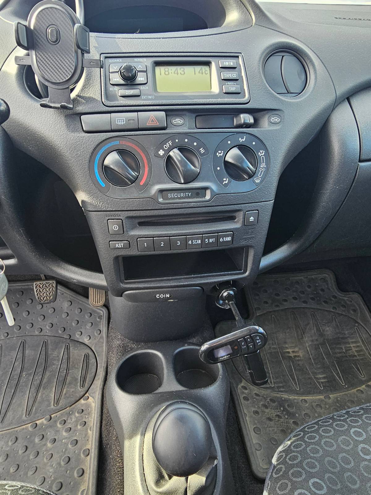 2005 Toyota Yaris